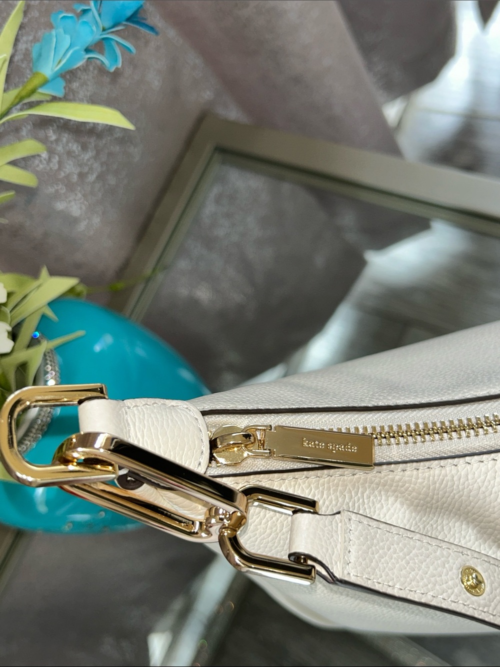 KATE SPADE Kayla Shoulder Bag with gold hardware - Picture 6 of 14